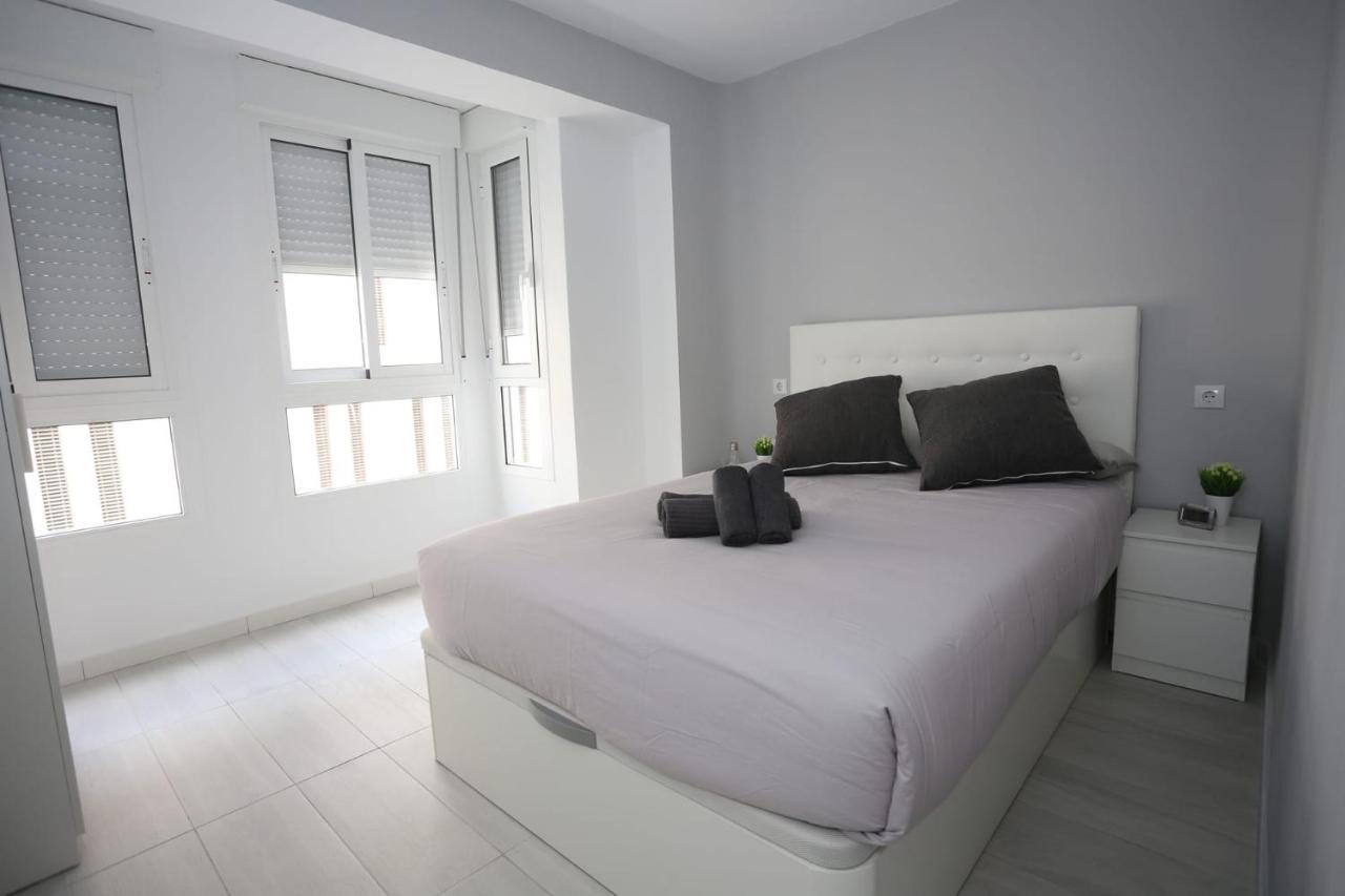 אליקאנטה Apartamentos Navas Gam מראה חיצוני תמונה